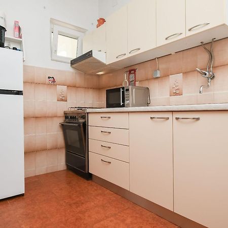 Apartments Zeljko Сегет Враница Екстериор снимка