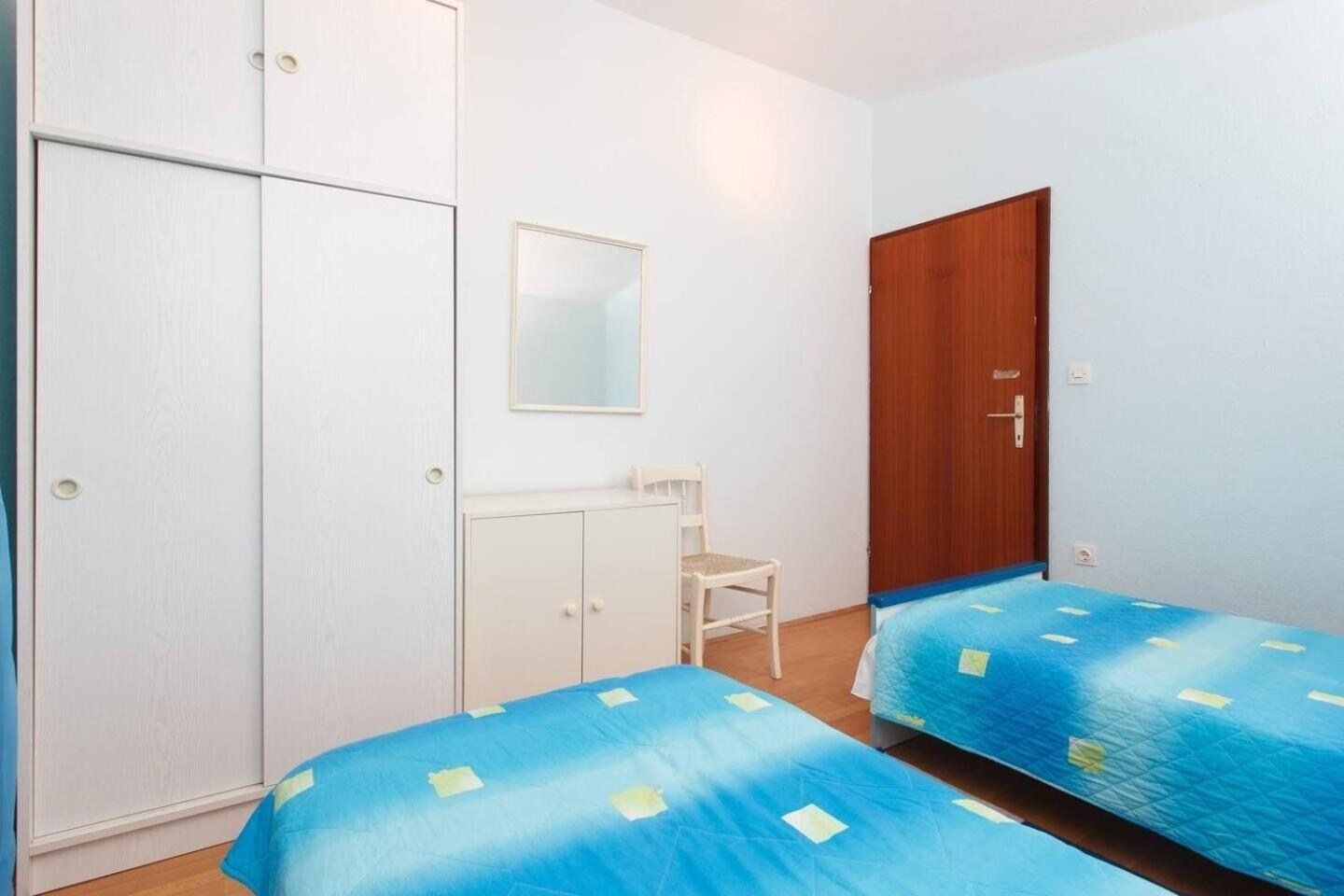 Apartments Zeljko Сегет Враница Екстериор снимка