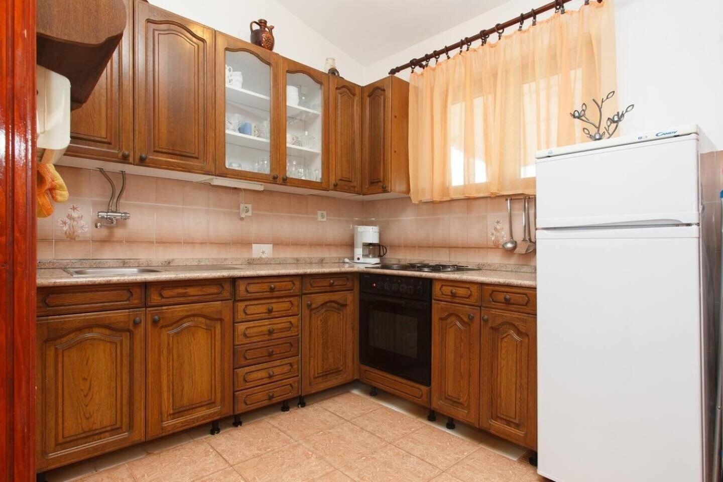 Apartments Zeljko Сегет Враница Екстериор снимка