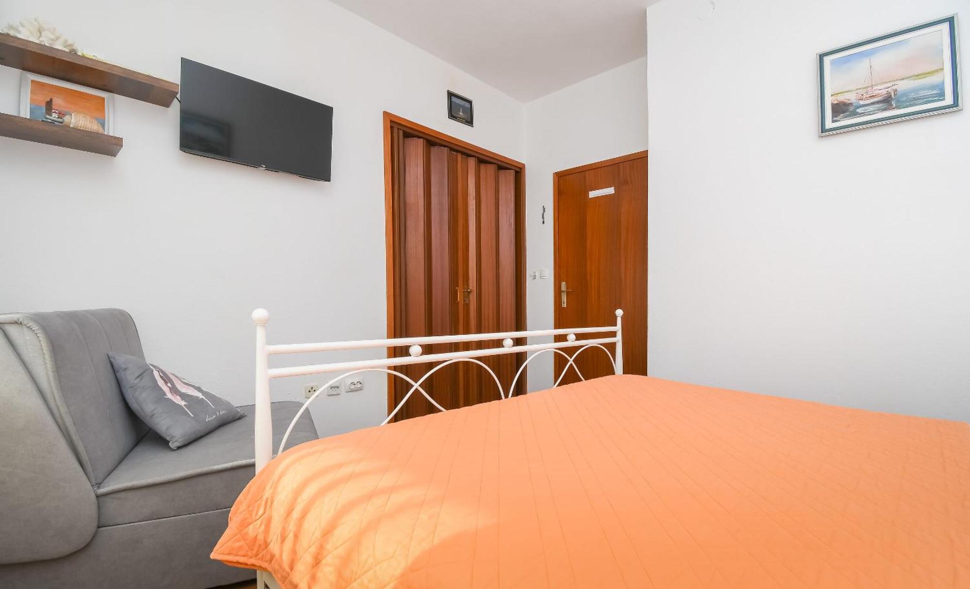 Apartments Zeljko Сегет Враница Екстериор снимка